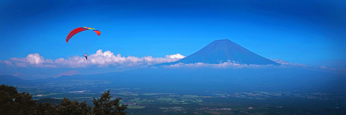 Japan Mt. Fuji paragliding